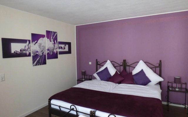 Apado-Hotel garni