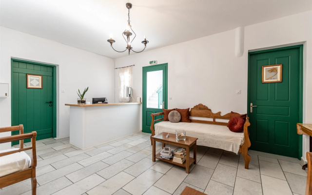 Birbas Hotel