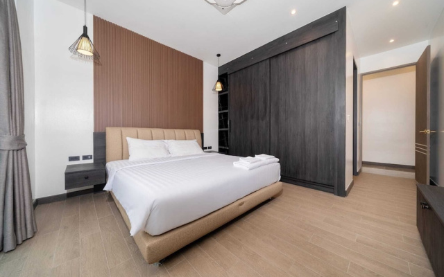 Baan Don 3 BR Pool Villa near Layan