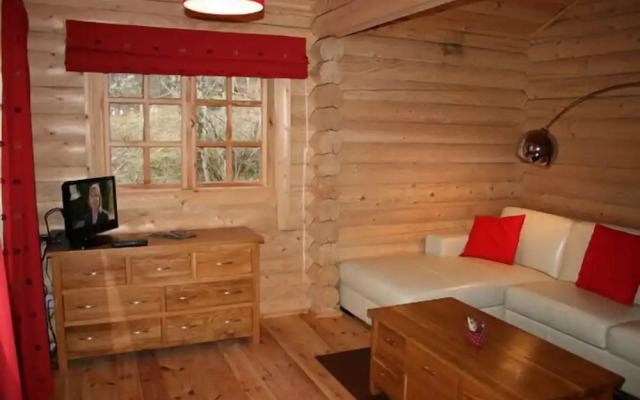 BCC Loch Ness Log Cabins