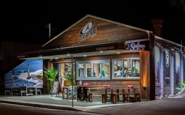 Sandon Point Coastal Abode