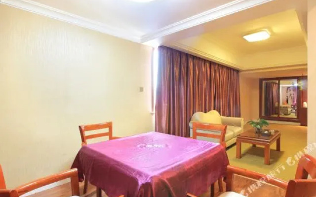 Liuzhou Qiantai Hotel