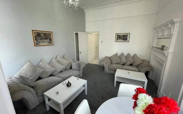 Maysa Apartments