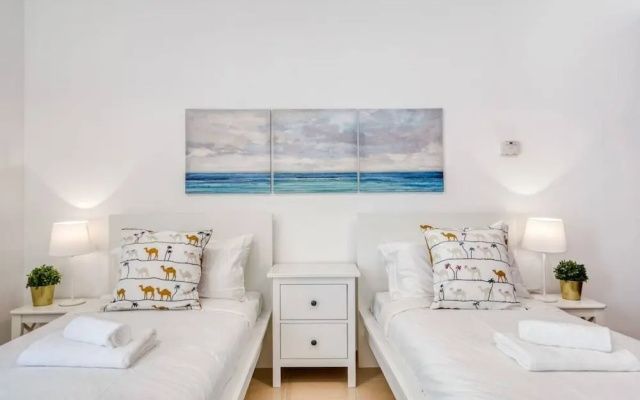 The Perfect Beach Getaway Apartment in JBR