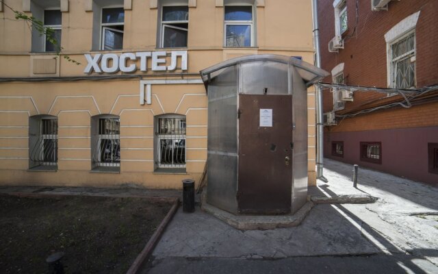 Отель Жилое помещение Рус Таганка Москва вид на фасад