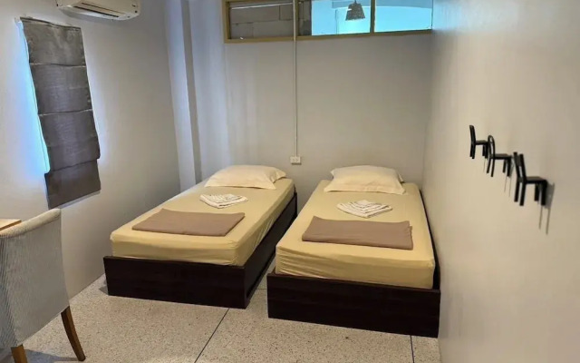 Ler Hostel 65
