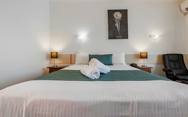 Maraboon Motor Inn