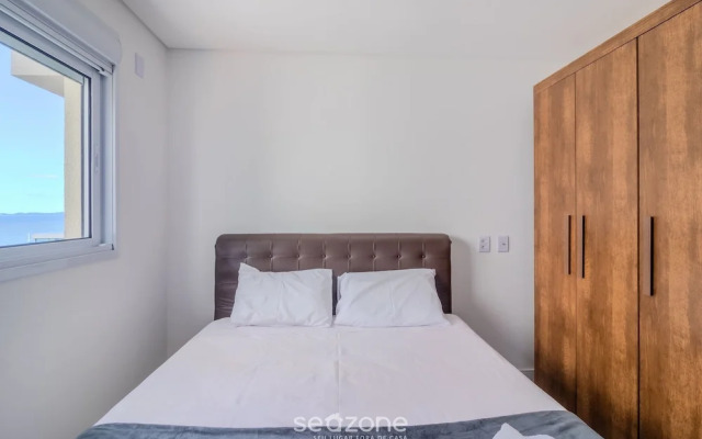 Seafront Condominium With Pool - SHC