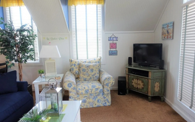 La Dolce Vita - 1 Br Condo
