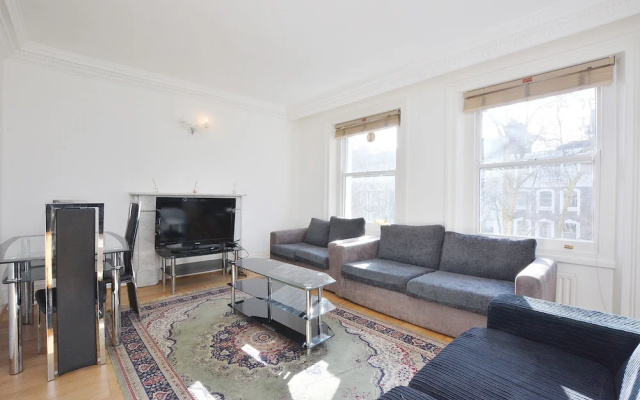 15 Beaufort Gardens Apartments