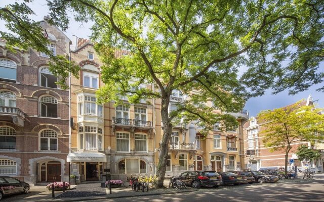Bilderberg Hotel Jan Luyken вид на фасад