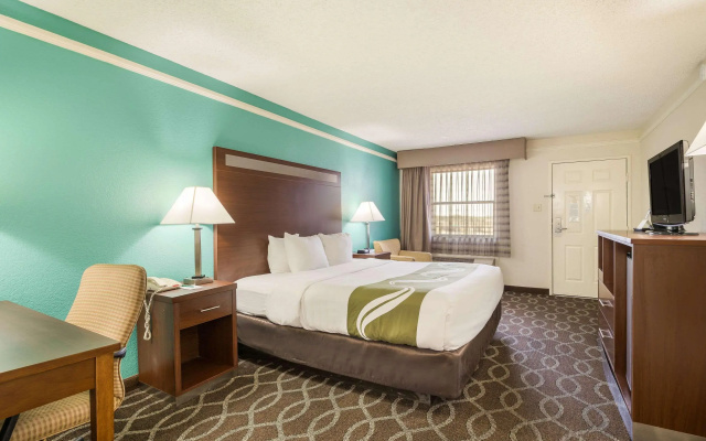 Quality Inn Tulsa Central