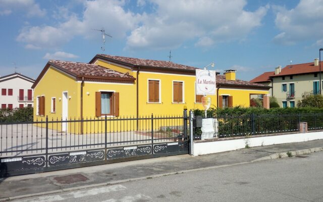 Отель B&B La Martina Италия, Лимена - отзывы, цены и фото номеров - забронировать отель B&B La Martina онлайн вид на фасад