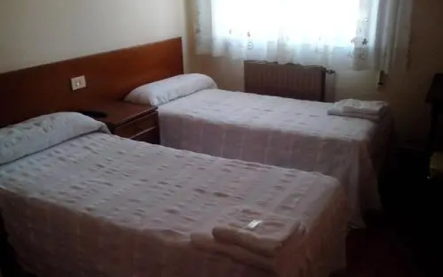 Pension Estrada