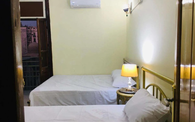 Bella Casa Hostel