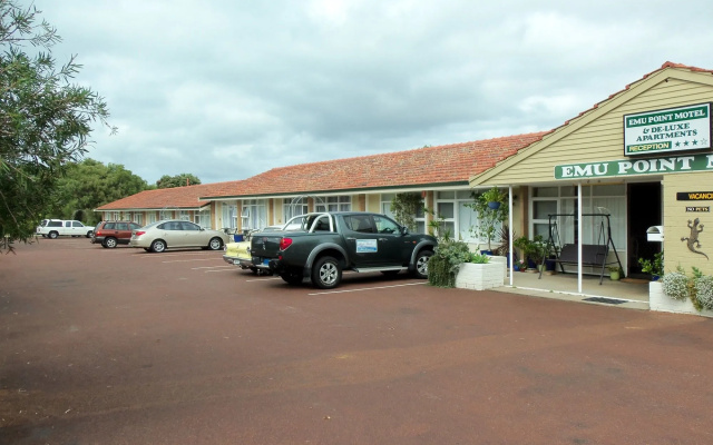 Emu Point Motel
