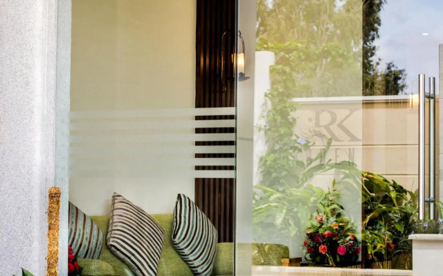 Hotel RK Gardenia