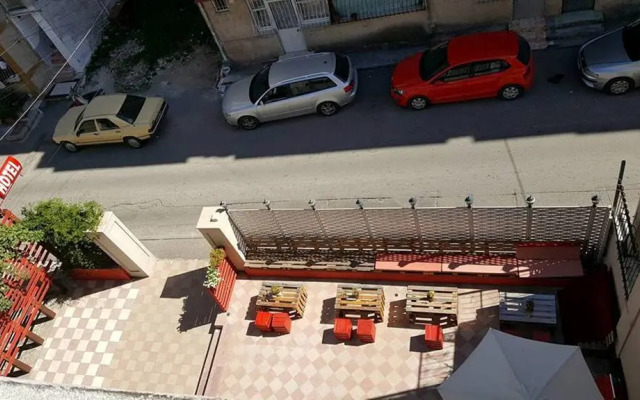 Отель Liqeni Tirana