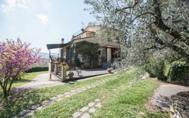 Independent loft on Florence's hills