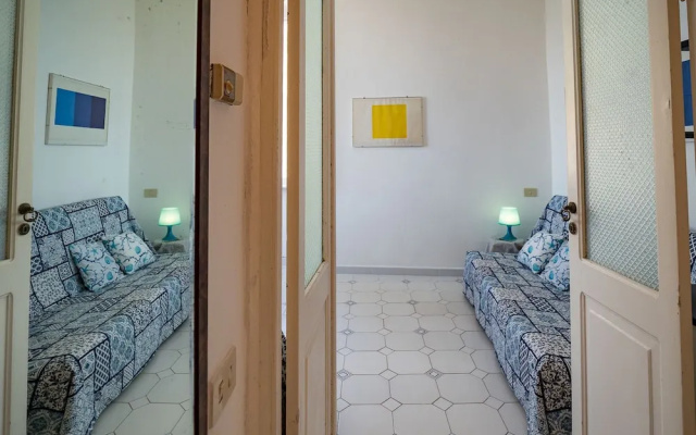 Maemuna Sea View Apartment