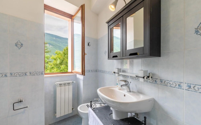 Beautiful Home in Fabriano With 5 Bedrooms and Wifi