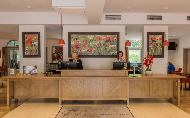 Mercure Maintenon