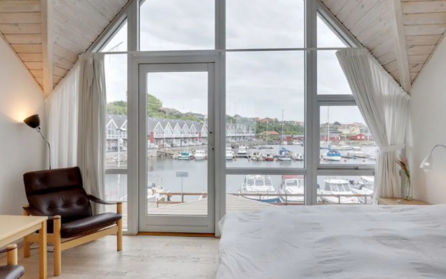 "Jirina" - 10m from the sea in Bornholm