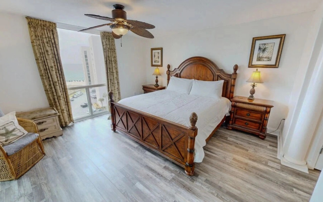Shoreline Towers 3093 2 Bedroom Condo