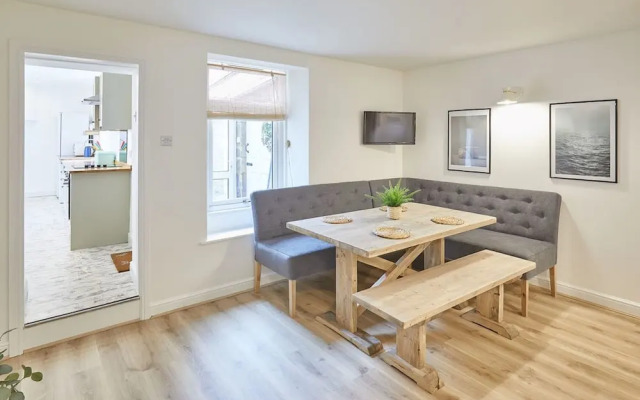Host Stay Beach Retreat
