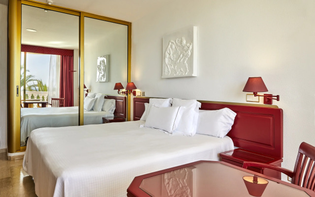 Cleopatra Palace Hotel