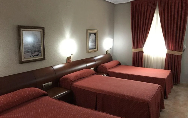 Hostal Restaurante Marino