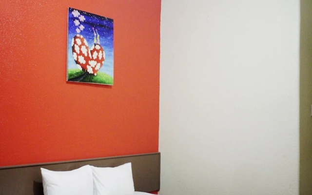 In & Go Hotel