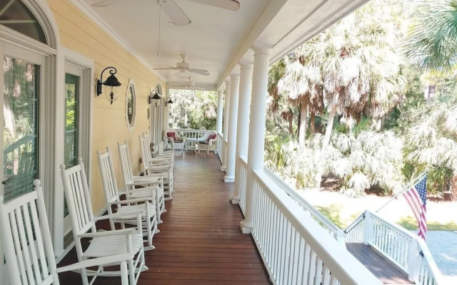 Luxurious Southern Belle 1 Beach Home