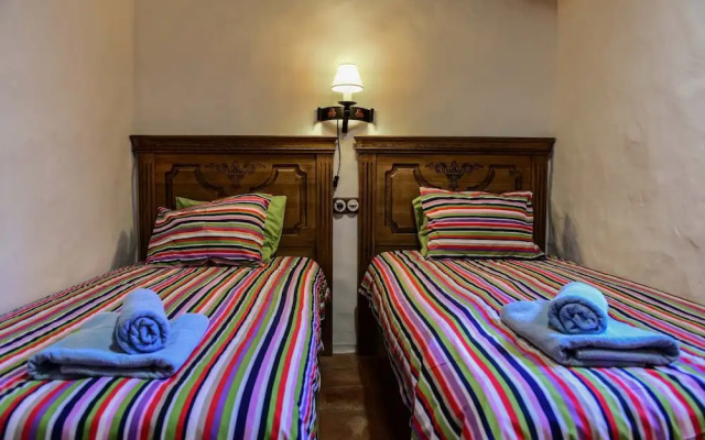 1145 Cortijo la Perla