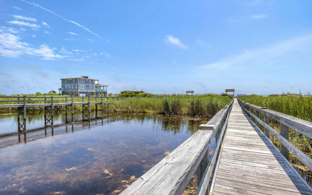 Beachfront Bliss by Oak Island Accommodations