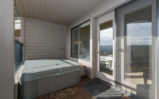 River Ridge 330a