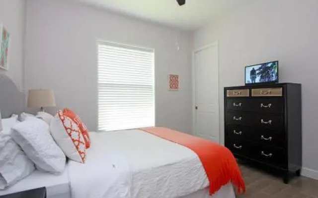 Waterfront Villa ID5218