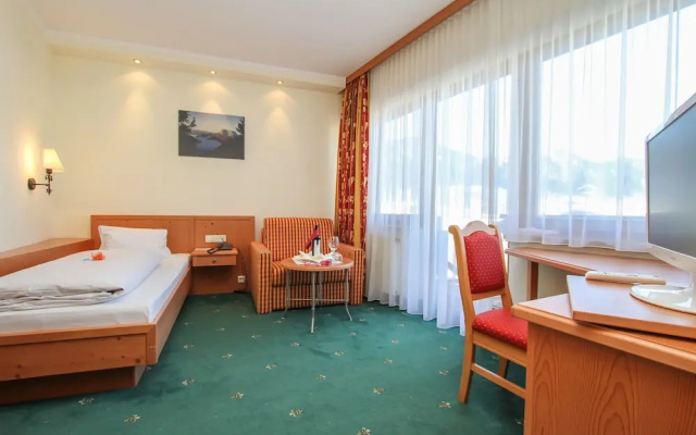 Hotel Tiroler ADLER Bed & Breakfast