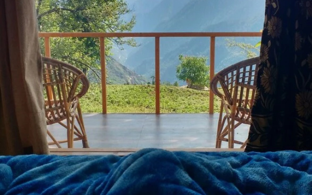 The Goat Village Dayara Bugyal - Hostel