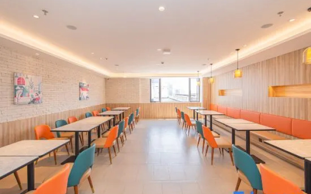 Hanting Hotel Huzhou Aishan Yintai South Street