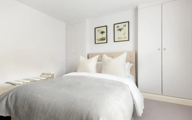 The Chelsea Cottage