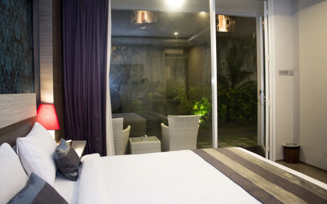 Kamini Legian Hotel