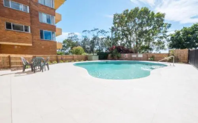 Golden Shores U7 21 Landsborough Parade
