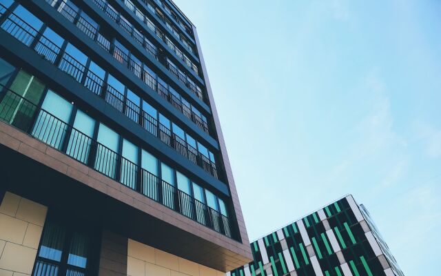 Апартаменты Brand new apartment in the city centre вид на фасад
