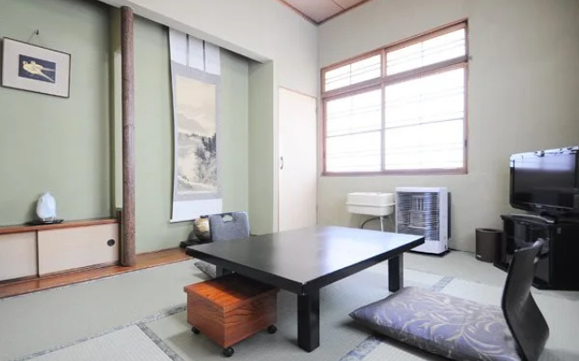 Shogetsu Ryokan(照月旅館)