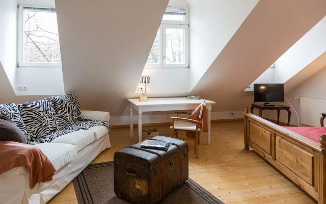 Blues & Chutney Bonn Bed & Breakfast
