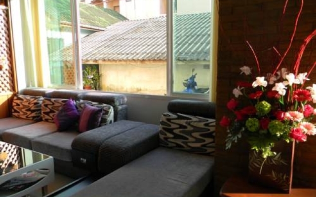 Отель Sutin Guesthouse комната для гостей