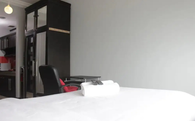 Trendy Studio Room at Galeri Ciumbuleuit 1 Apartment near UNPAR