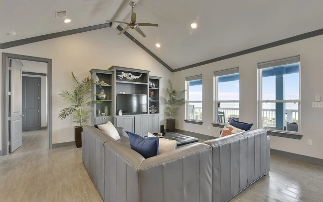 Honu Beachfront