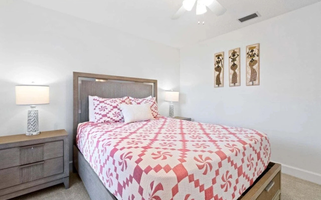 255 Corona Ave